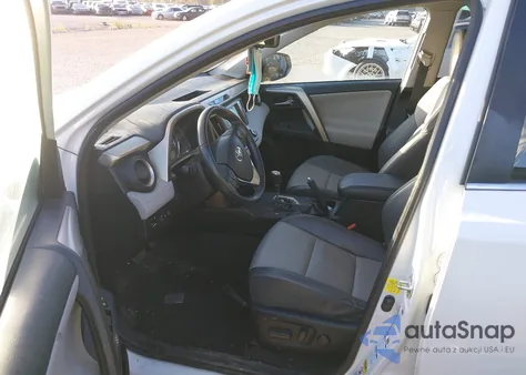 2015 Toyota Rav4 Limited z USA, uszkodzony, nr VIN 2T3DFREV7FW380533